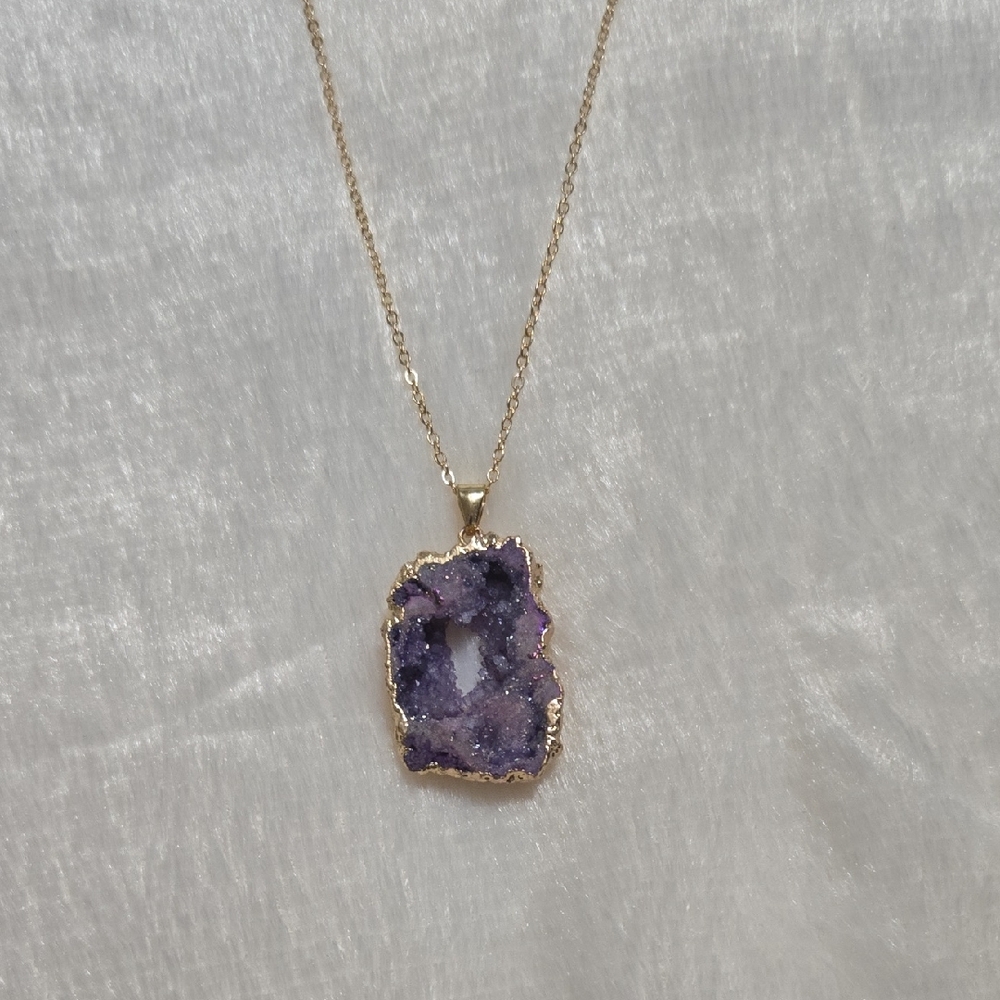 Gold-Plated Purple Geode Pendant Necklace - Women Jewelry